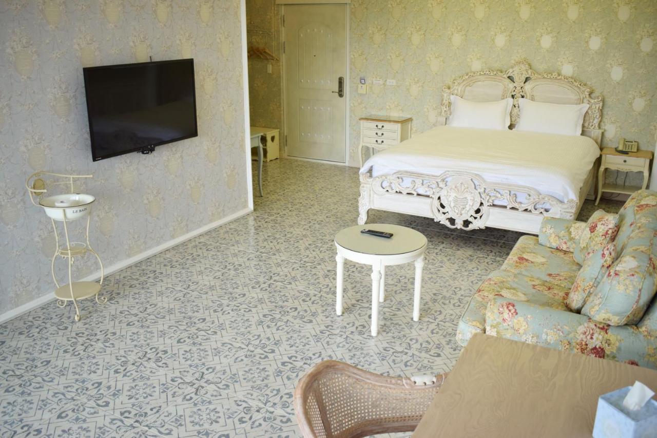 יוצ'י Bliss Bed And Breakfast מראה חיצוני תמונה