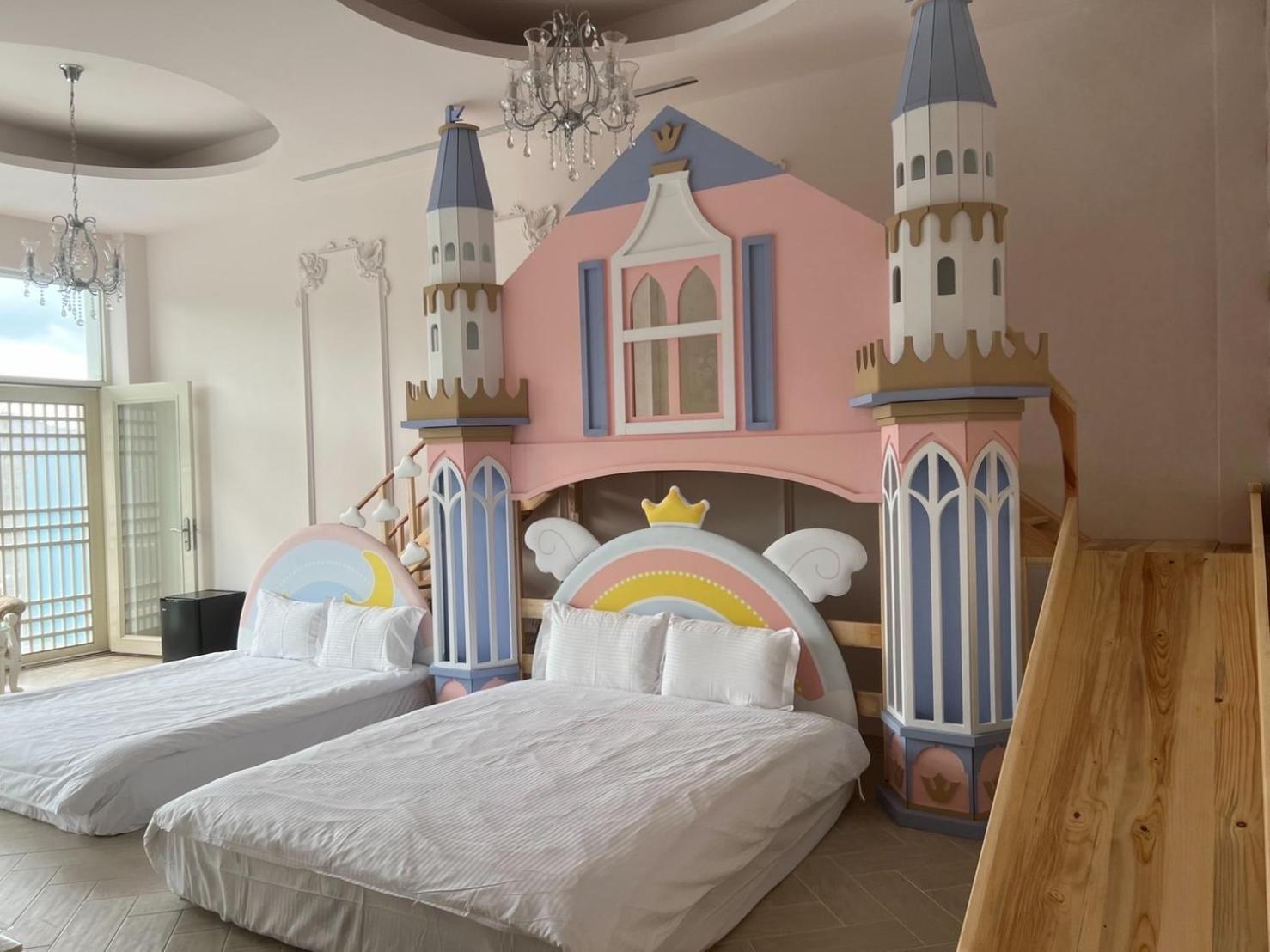 יוצ'י Bliss Bed And Breakfast מראה חיצוני תמונה
